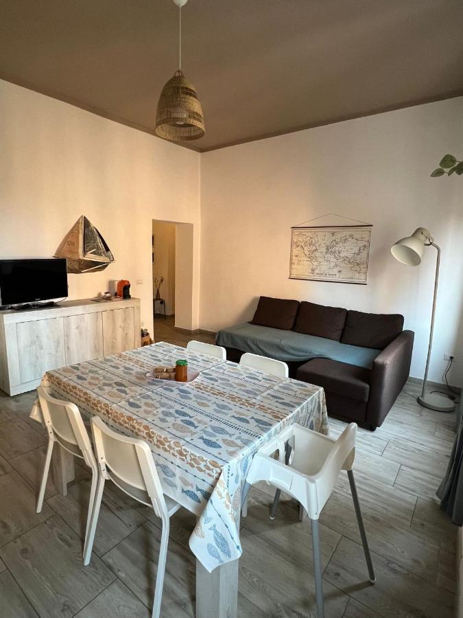 דירות פיומבינו Casa Azzurra מראה חיצוני תמונה